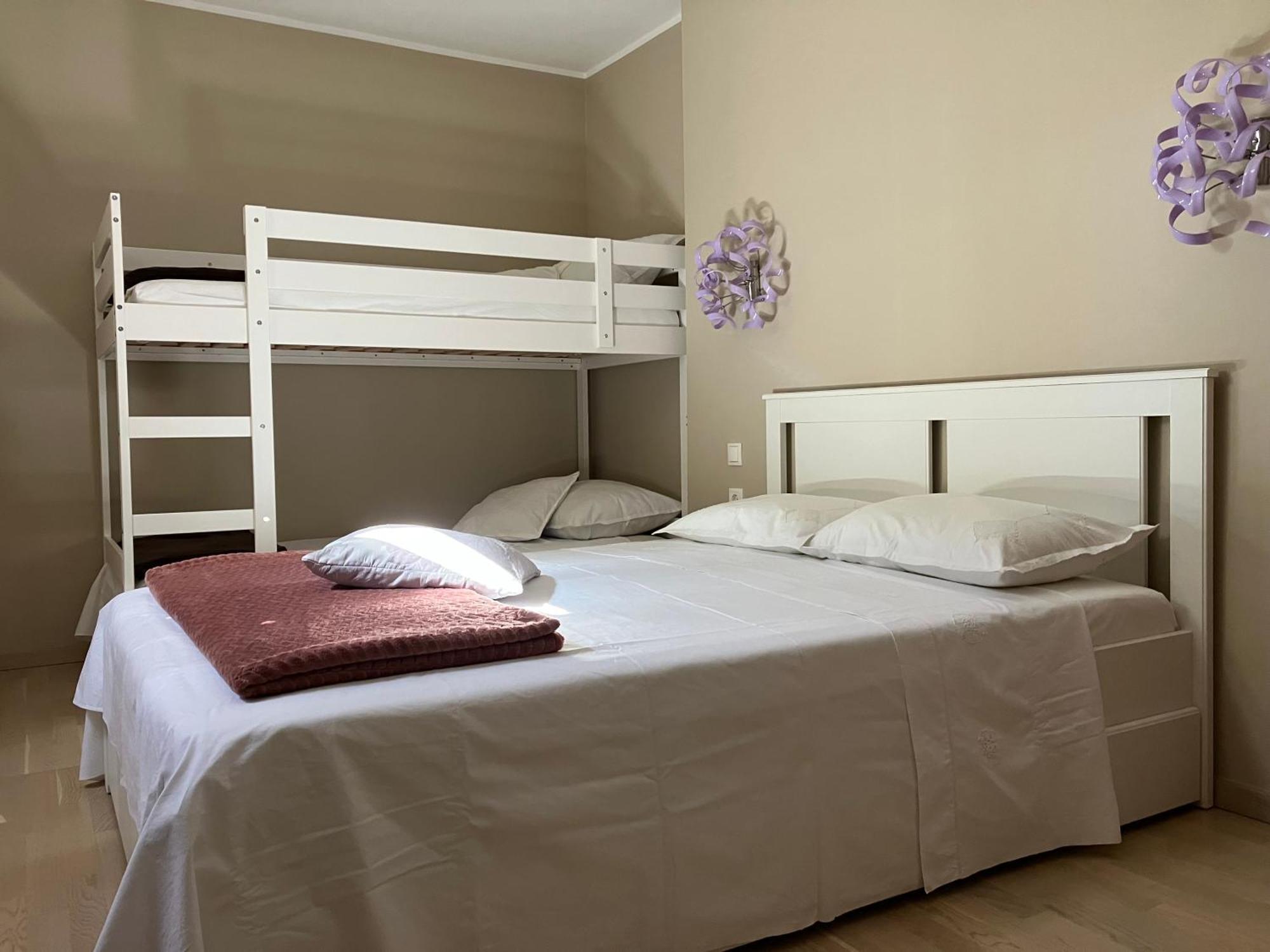 Rooms 22 - Beachfront Primošten Eksteriør bilde