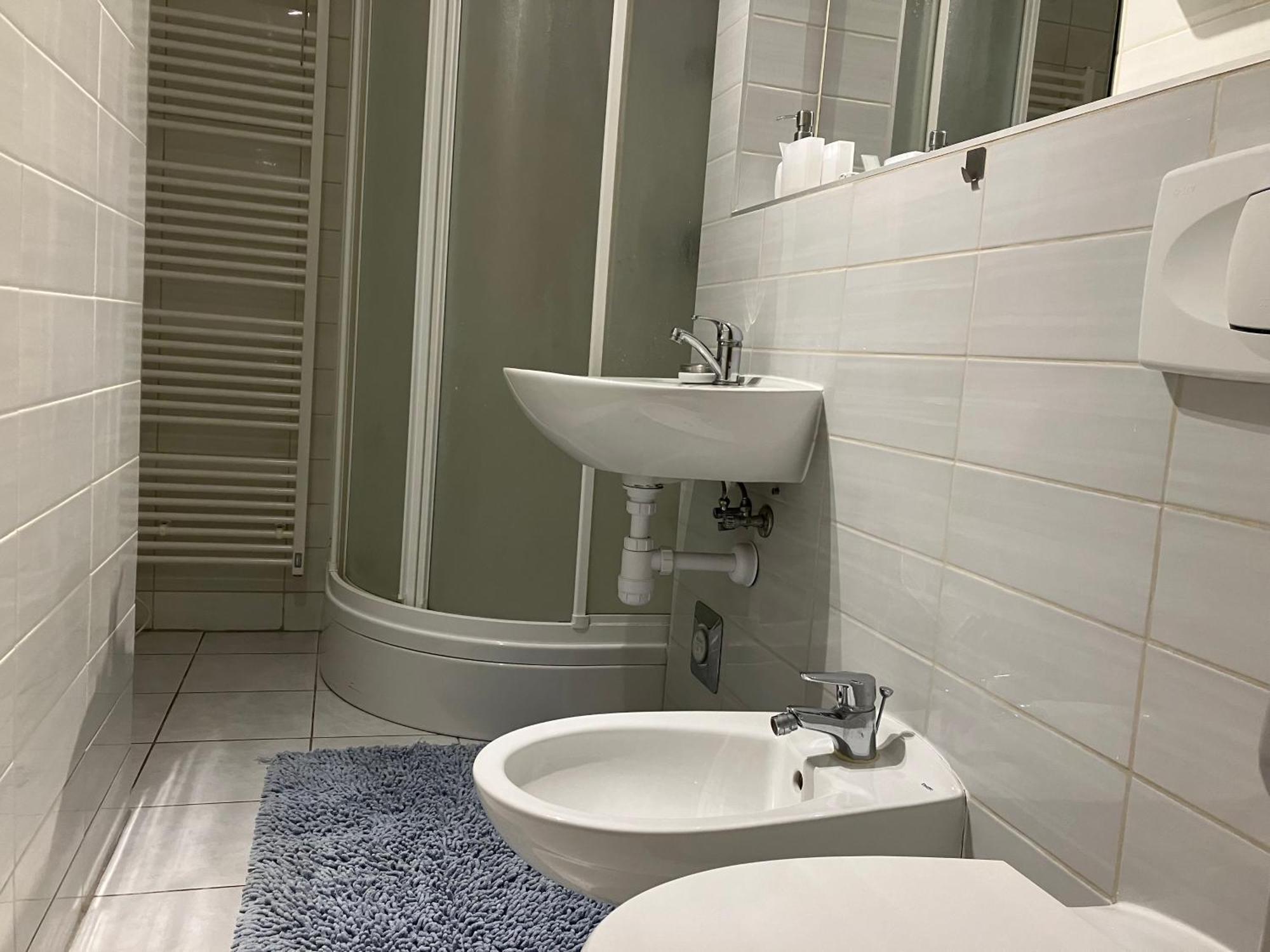 Rooms 22 - Beachfront Primošten Eksteriør bilde