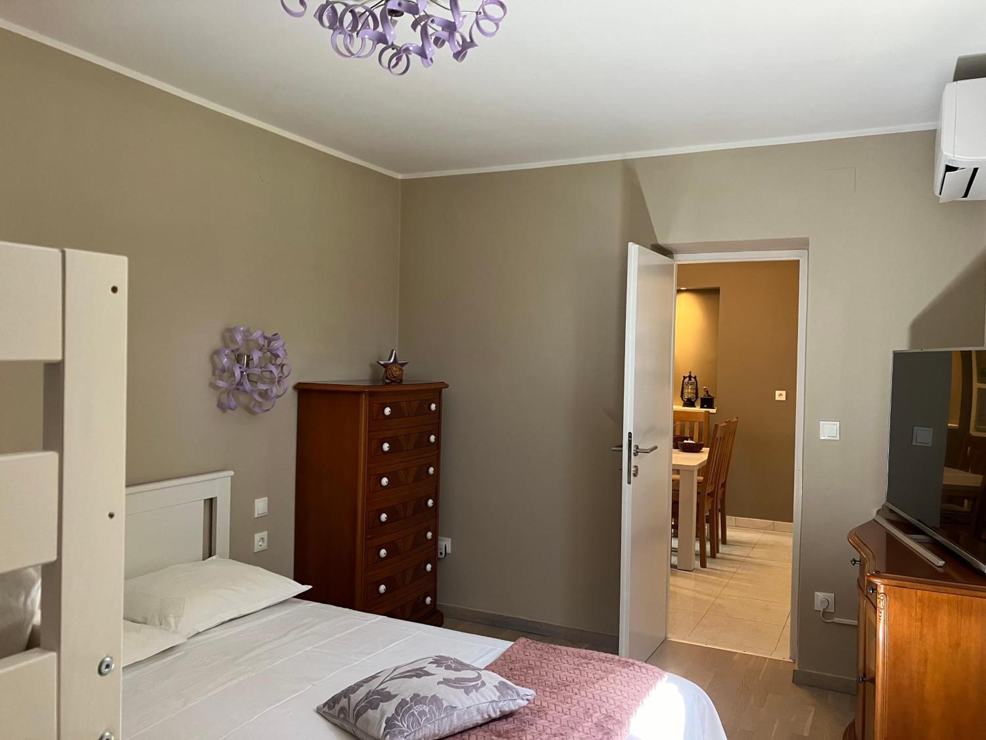 Rooms 22 - Beachfront Primošten Eksteriør bilde